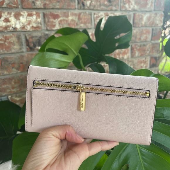 Micheal Kors purse and wallet - Picture 11 of 14